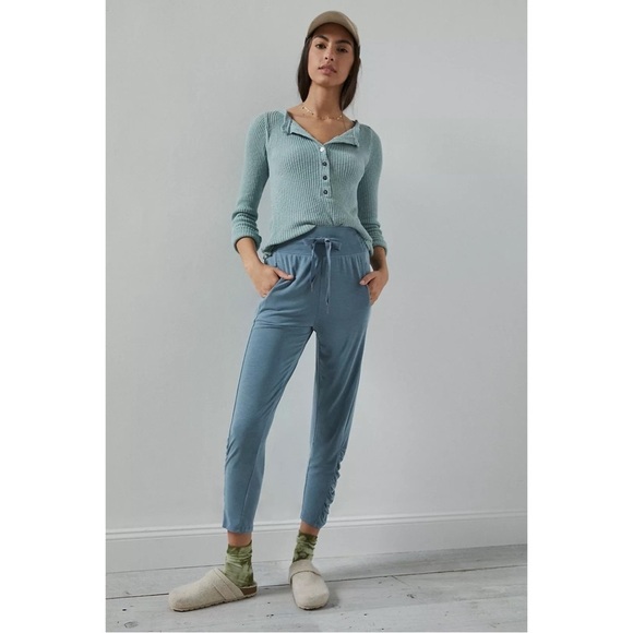 ANTHROPOLOGIE Blue Ruched Joggers Smocked Waist Pants Workout Petite Size LP NWT - Picture 7 of 10